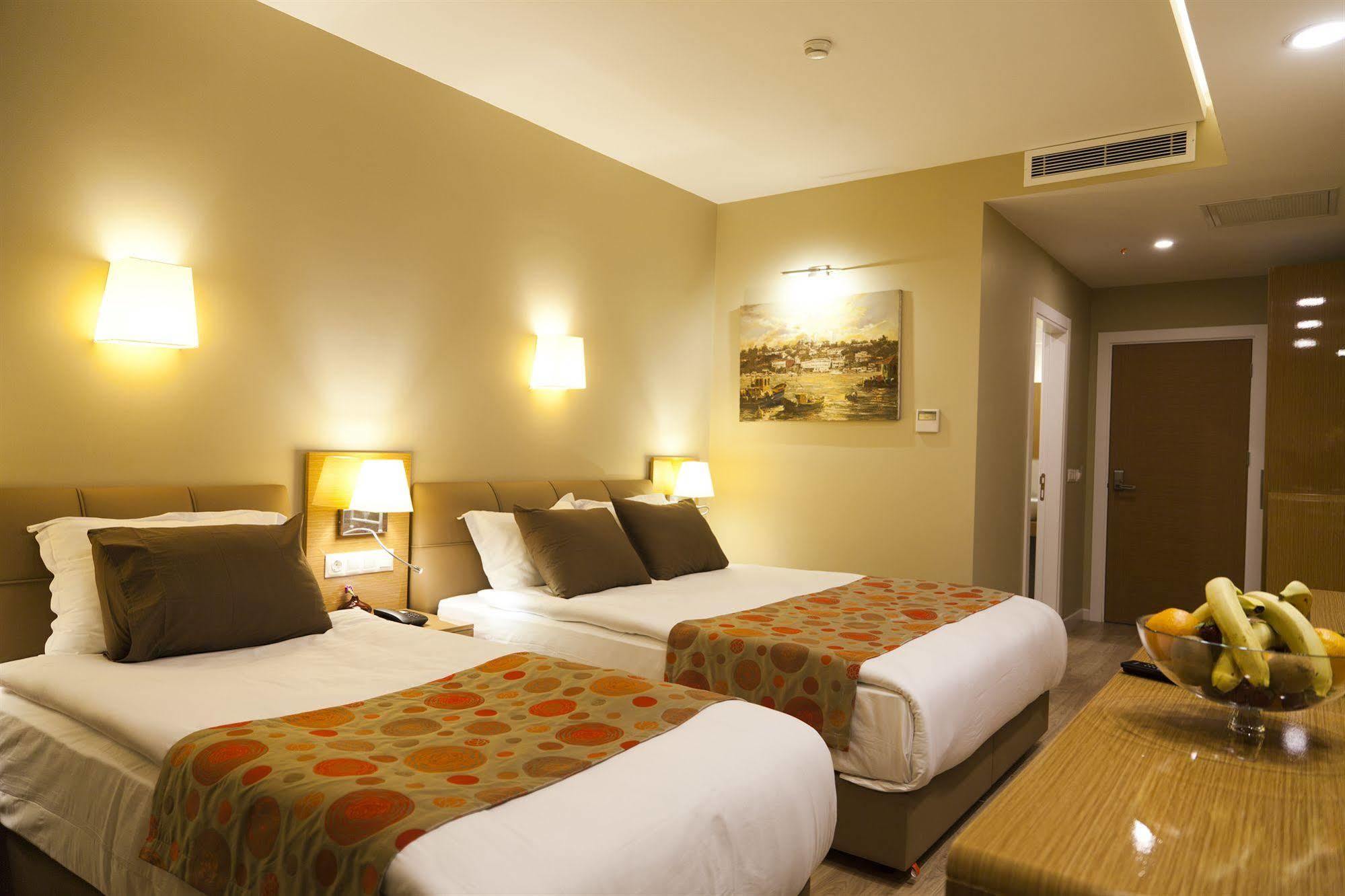 Grand Plaza Hotel Istanbul Exterior foto