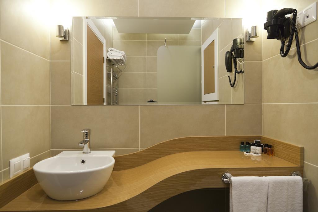 Grand Plaza Hotel Istanbul Exterior foto